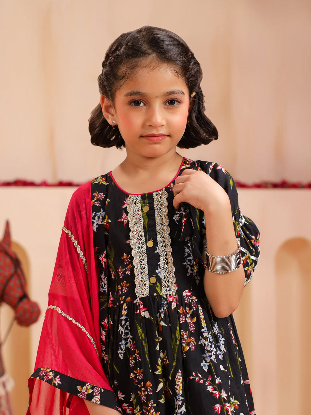 Girls Ethnic Motifs Printed Regular Pure Cotton Kurta with Sharara & With Dupatta