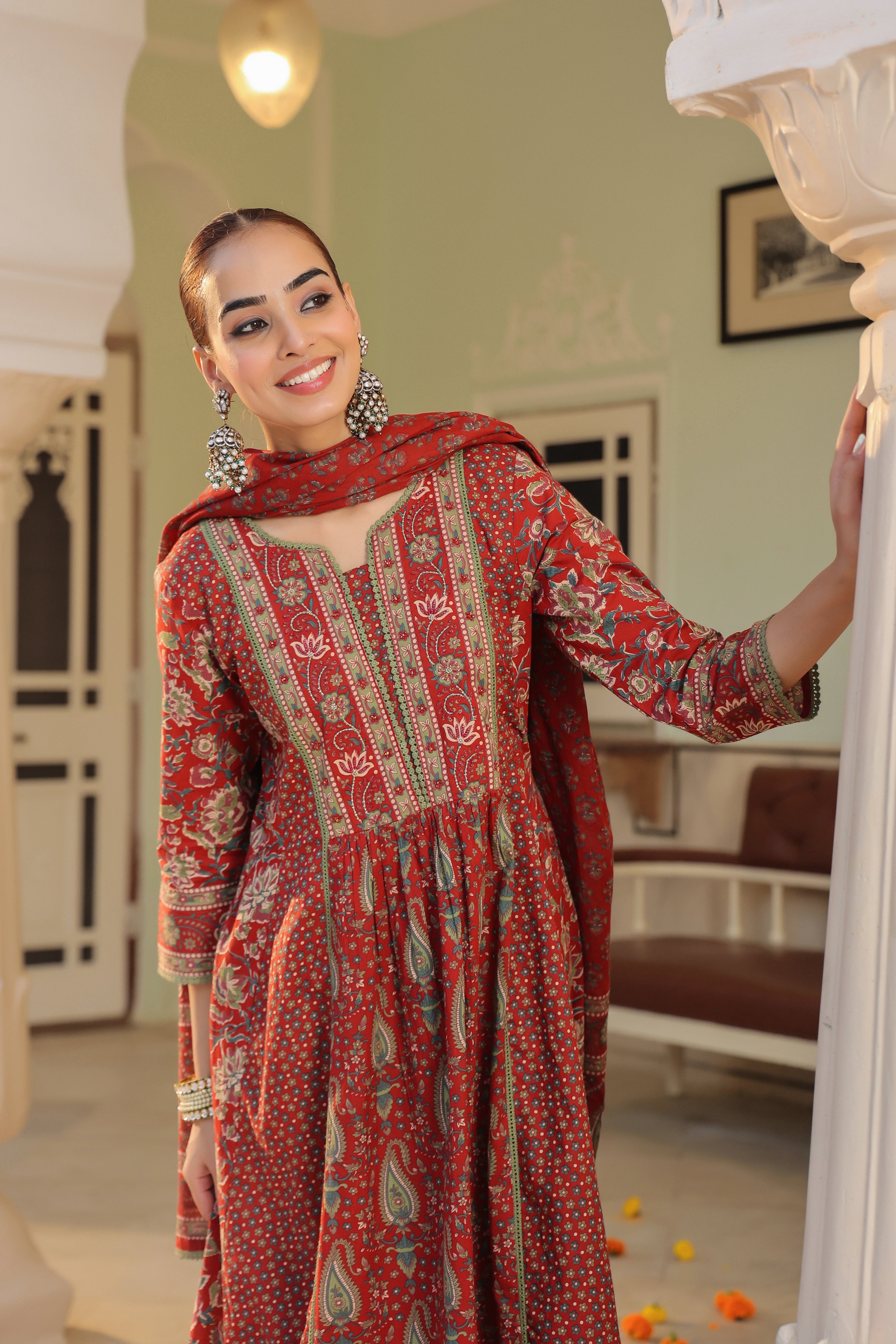 Women Ethnic Motifs Printed Pleated Pure Cotton Kurta with Trousers & With Dupatta