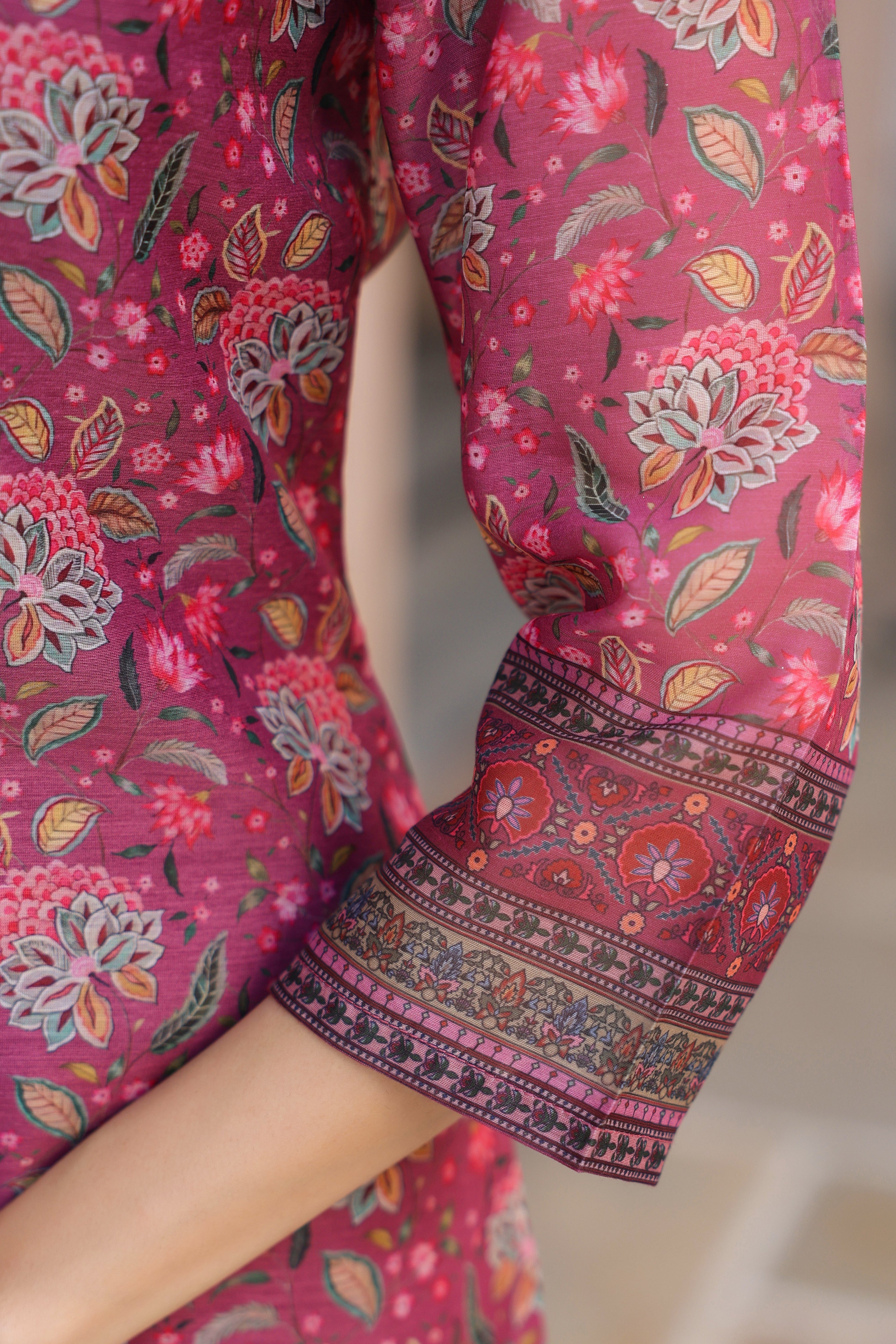 Women Ethnic Motifs Printed Regular Sequinned Chanderi Cotton Kurta with Trousers & With Dupatta
