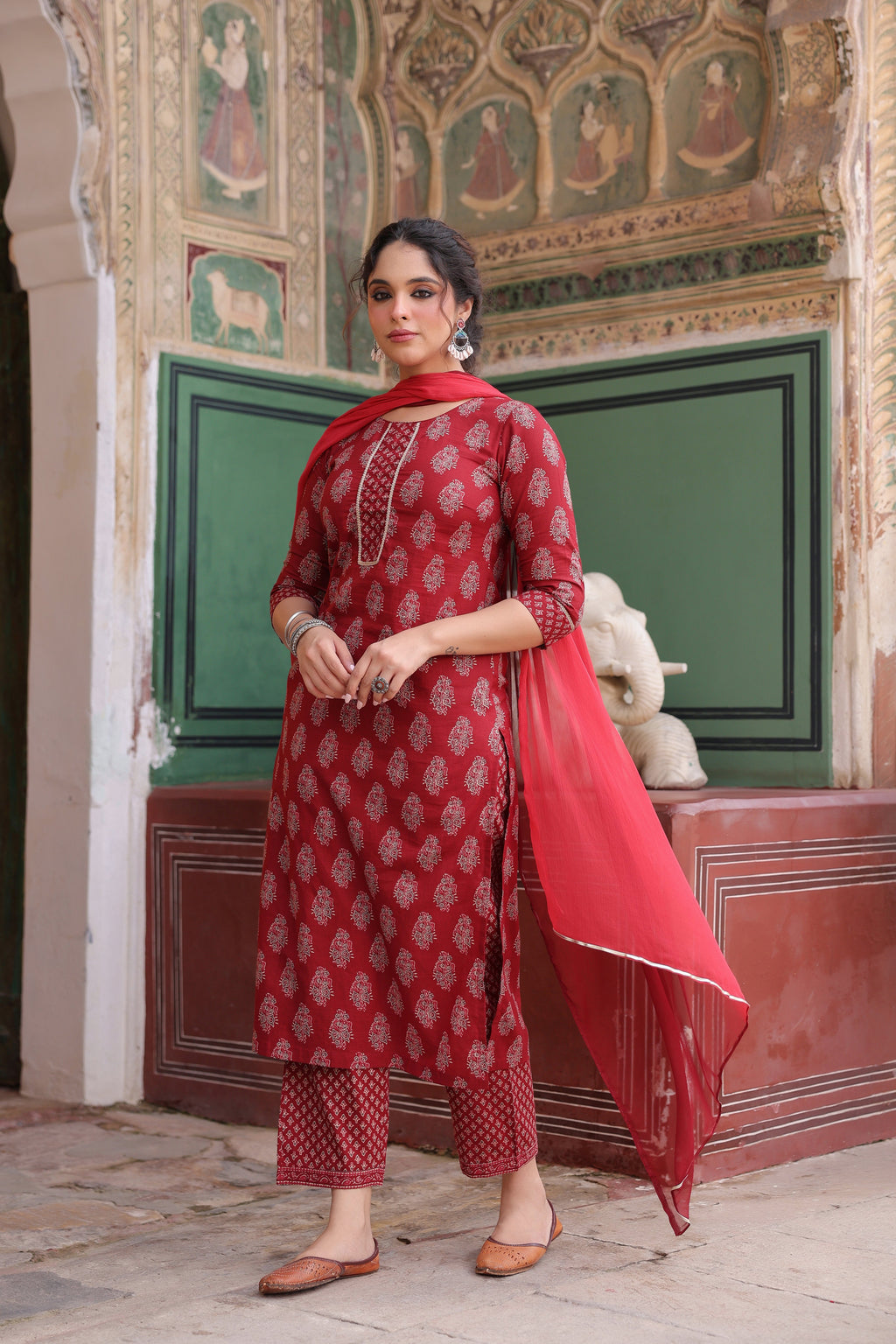 Women Ethnic Motifs Printed Regular Pure Cotton Kurta with Trousers & With Dupatta