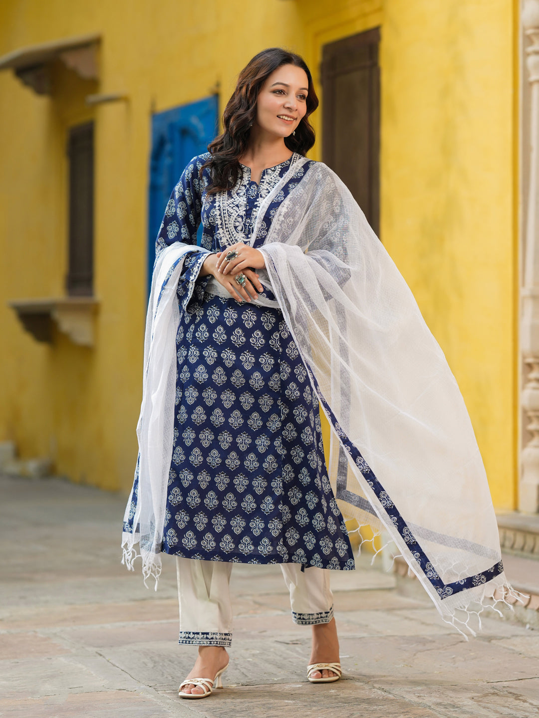 Women Ethnic Motifs Printed Regular Thread Work Pure Cotton Kurta with Trousers & With Dupatta