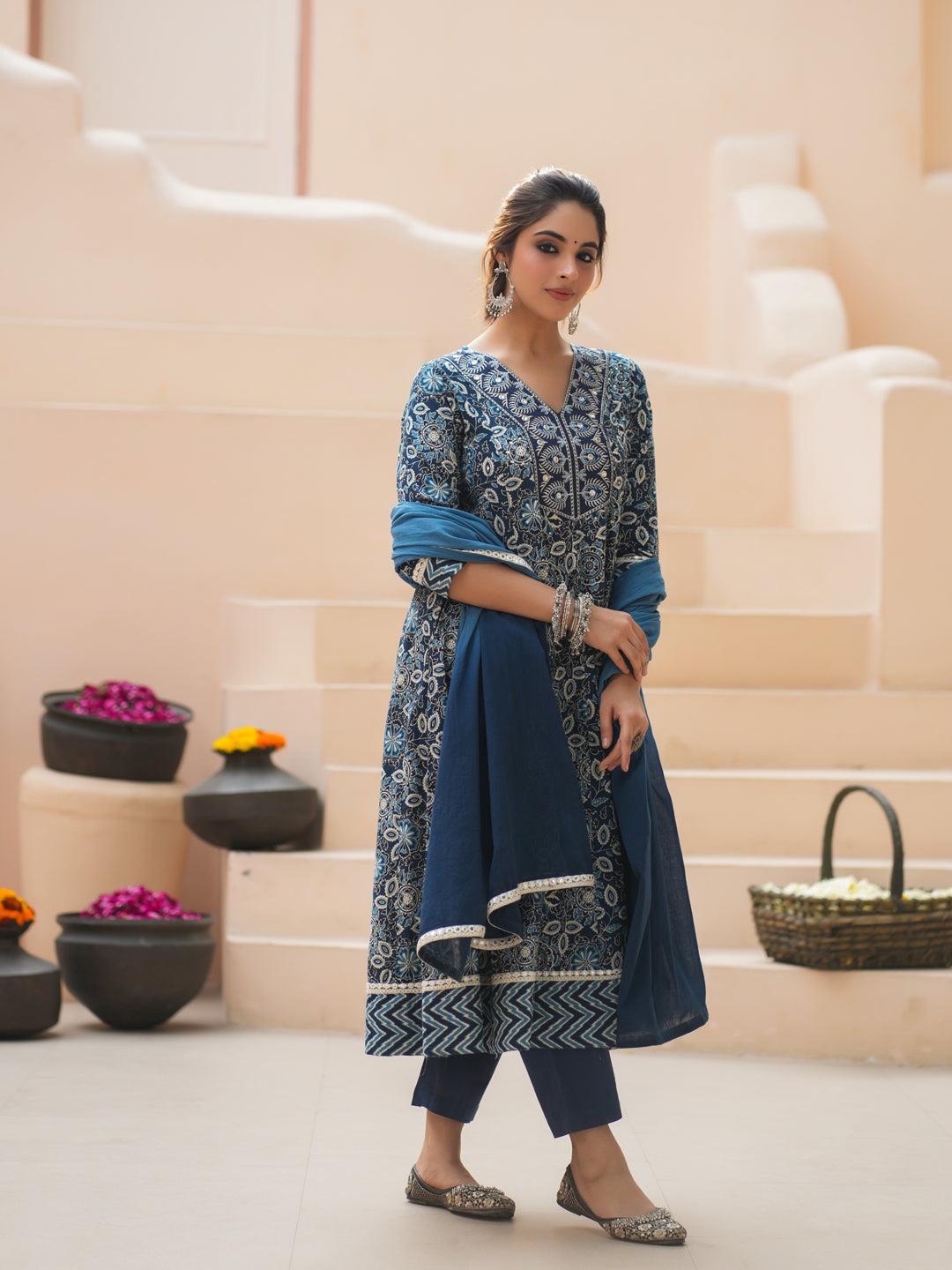 Women Floral Printed Cotton Kurta with Trousers & Dupatta