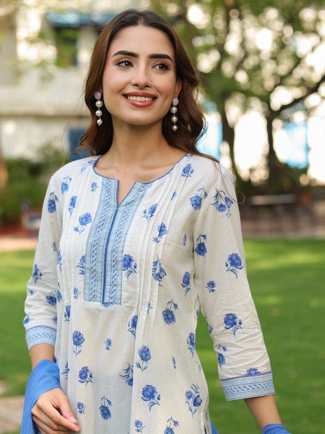 Women Floral Printed Pure Cotton Kurta with Trousers & Dupatta