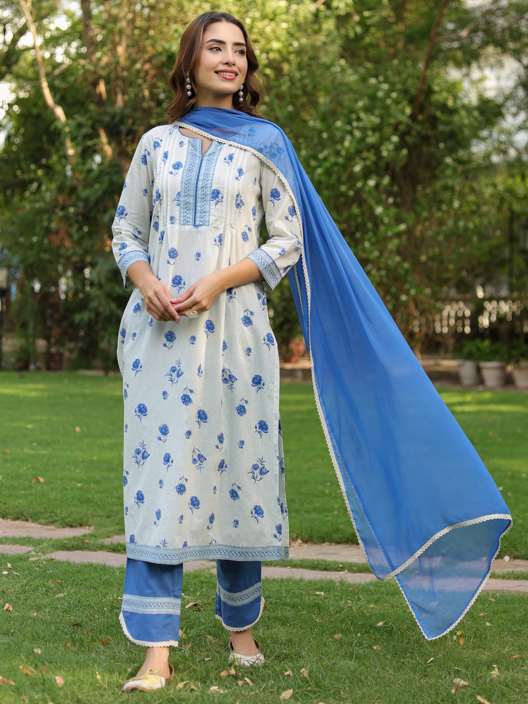 Women Floral Printed Pure Cotton Kurta with Trousers & Dupatta