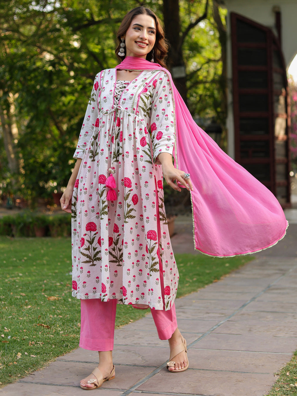 Women Floral Printed Cotton Kurta with Trousers & Dupatta