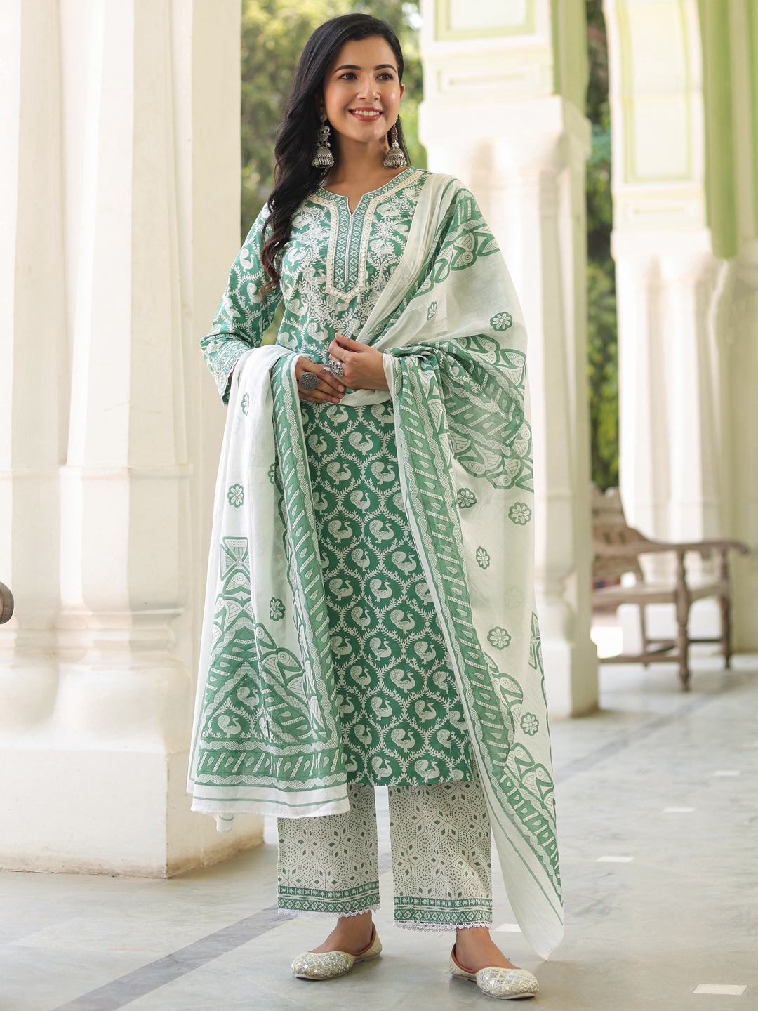 Women Printed Pure Cotton Kurta with Trousers & With Dupatta