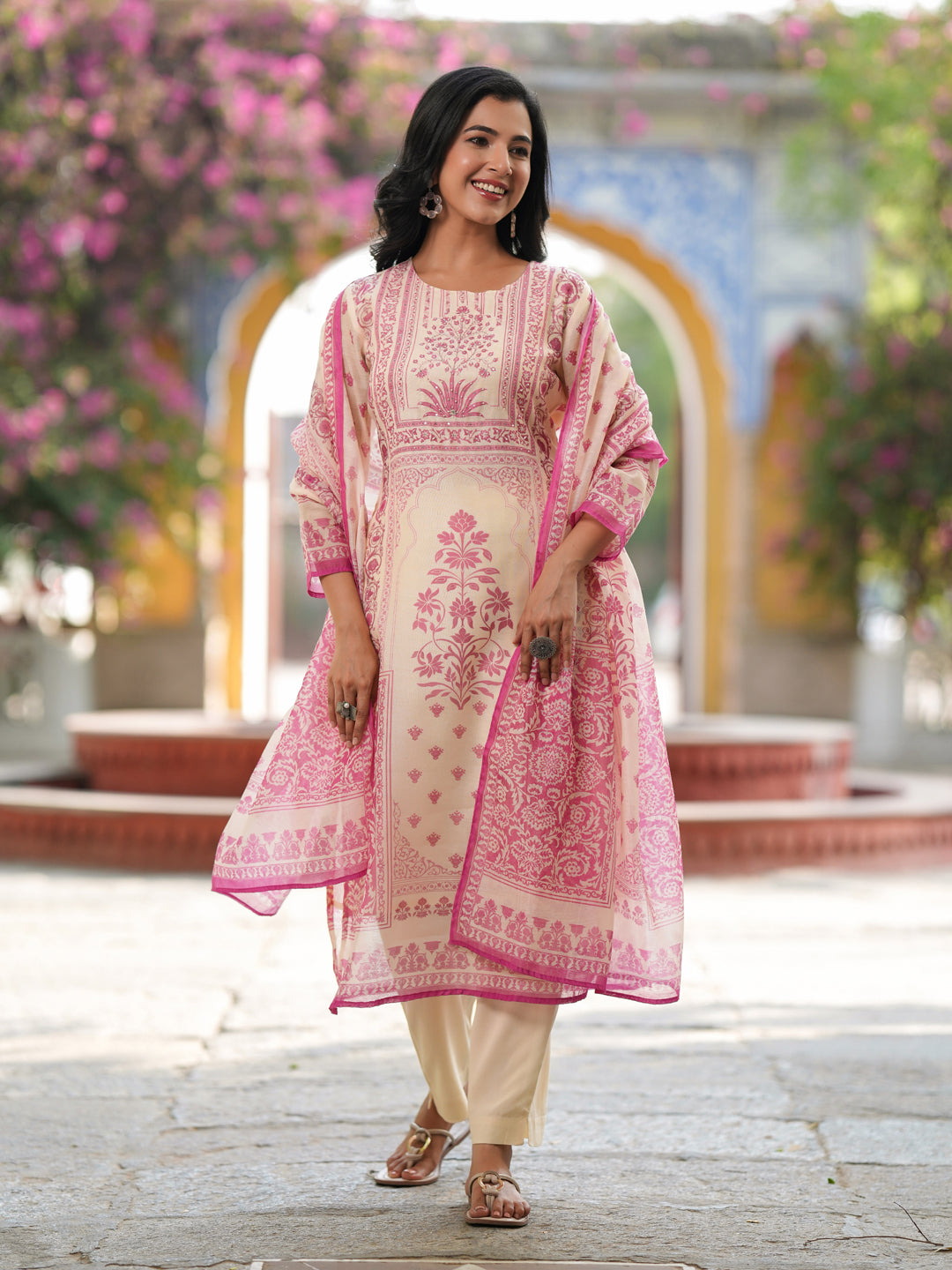 Women Ethnic Motifs Printed Kurta with Trousers & Dupatta