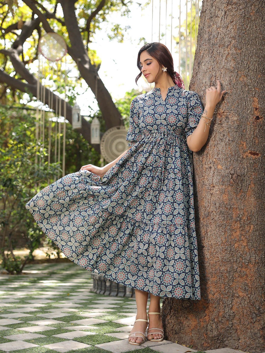 Women Blue Ethinc Motifs Printed Tiered Pure Cotton A-line Midi Dress