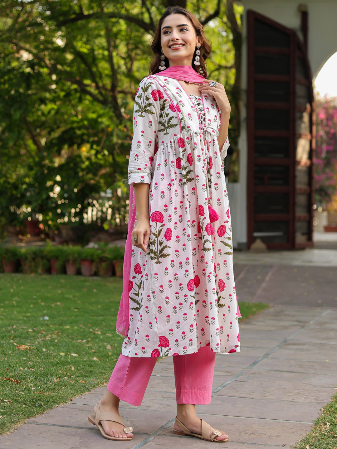 Women Floral Printed Cotton Kurta with Trousers & Dupatta