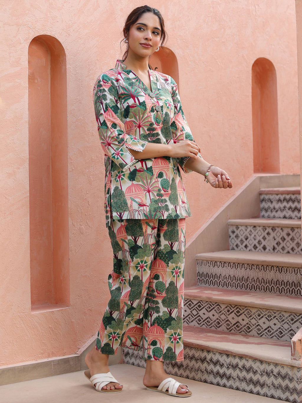 Women Printed Tunic and Trouser Set