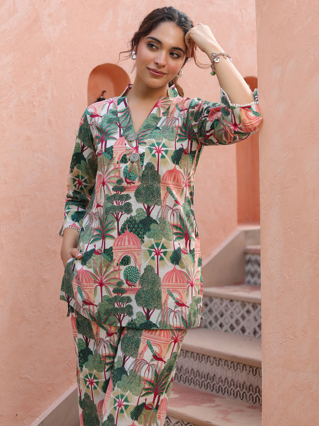 Women Printed Tunic and Trouser Set