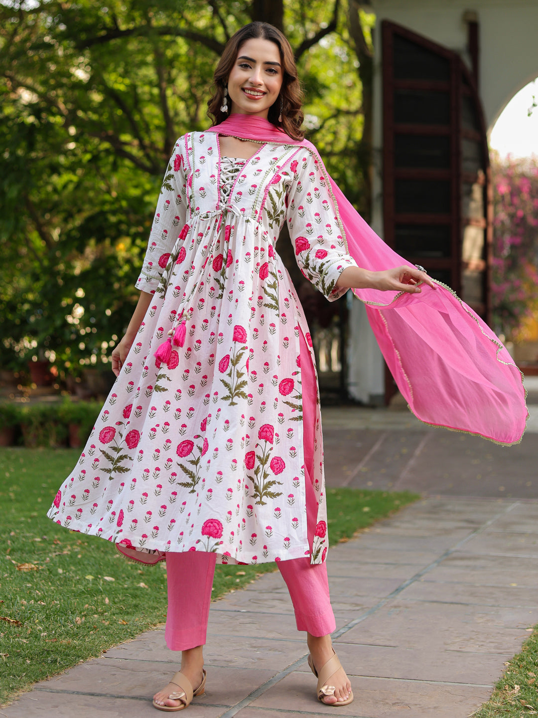 Women Floral Printed Cotton Kurta with Trousers & Dupatta