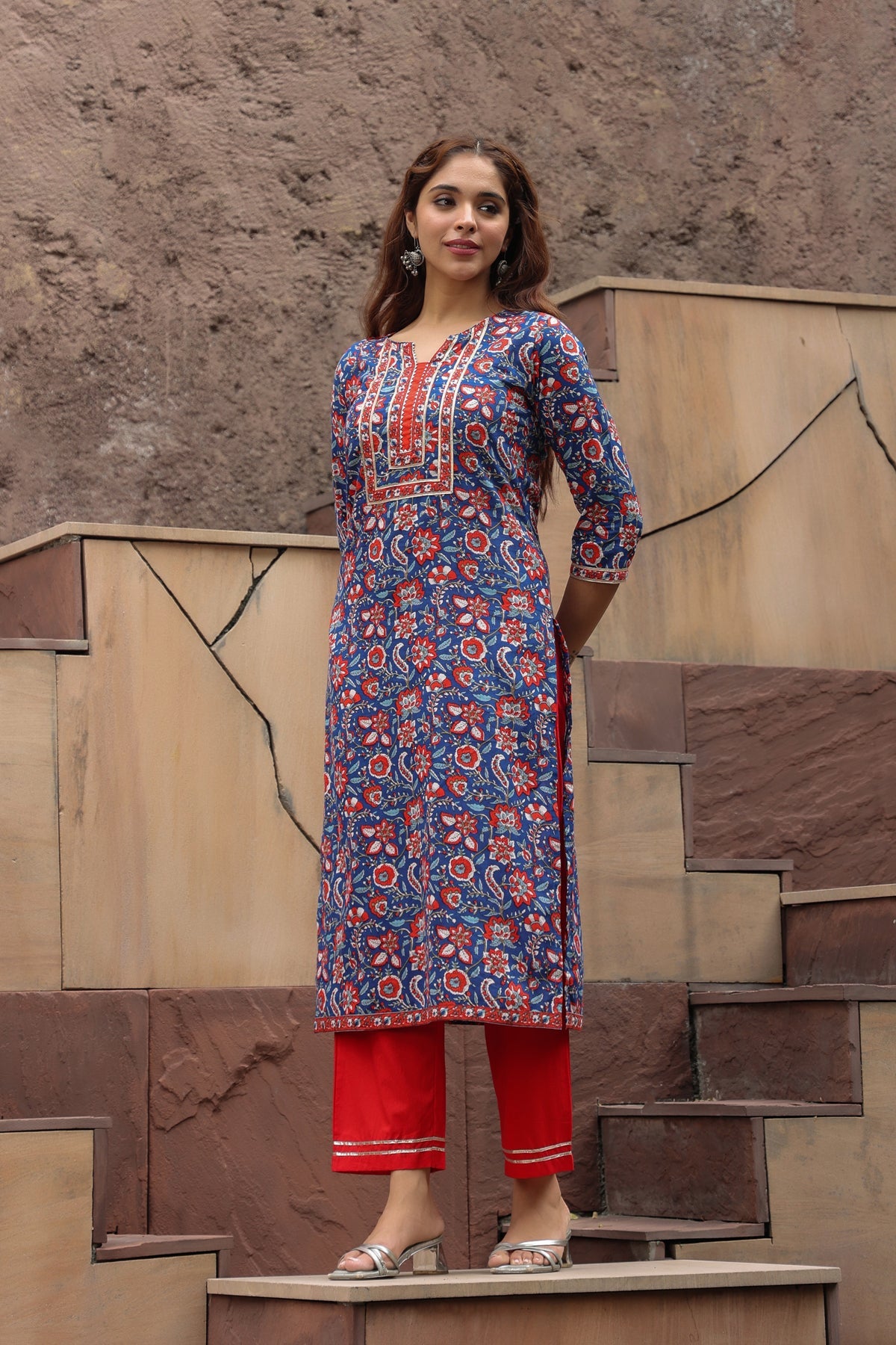 Floral Printed Notch Neck Thread Work Pure Cotton A-Line Kurta