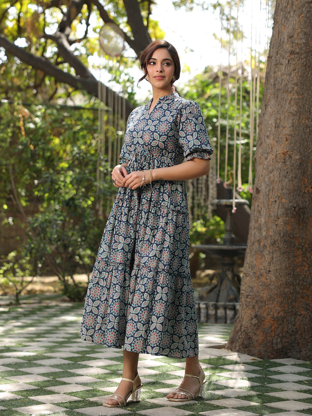 Women Blue Ethinc Motifs Printed Tiered Pure Cotton A-line Midi Dress
