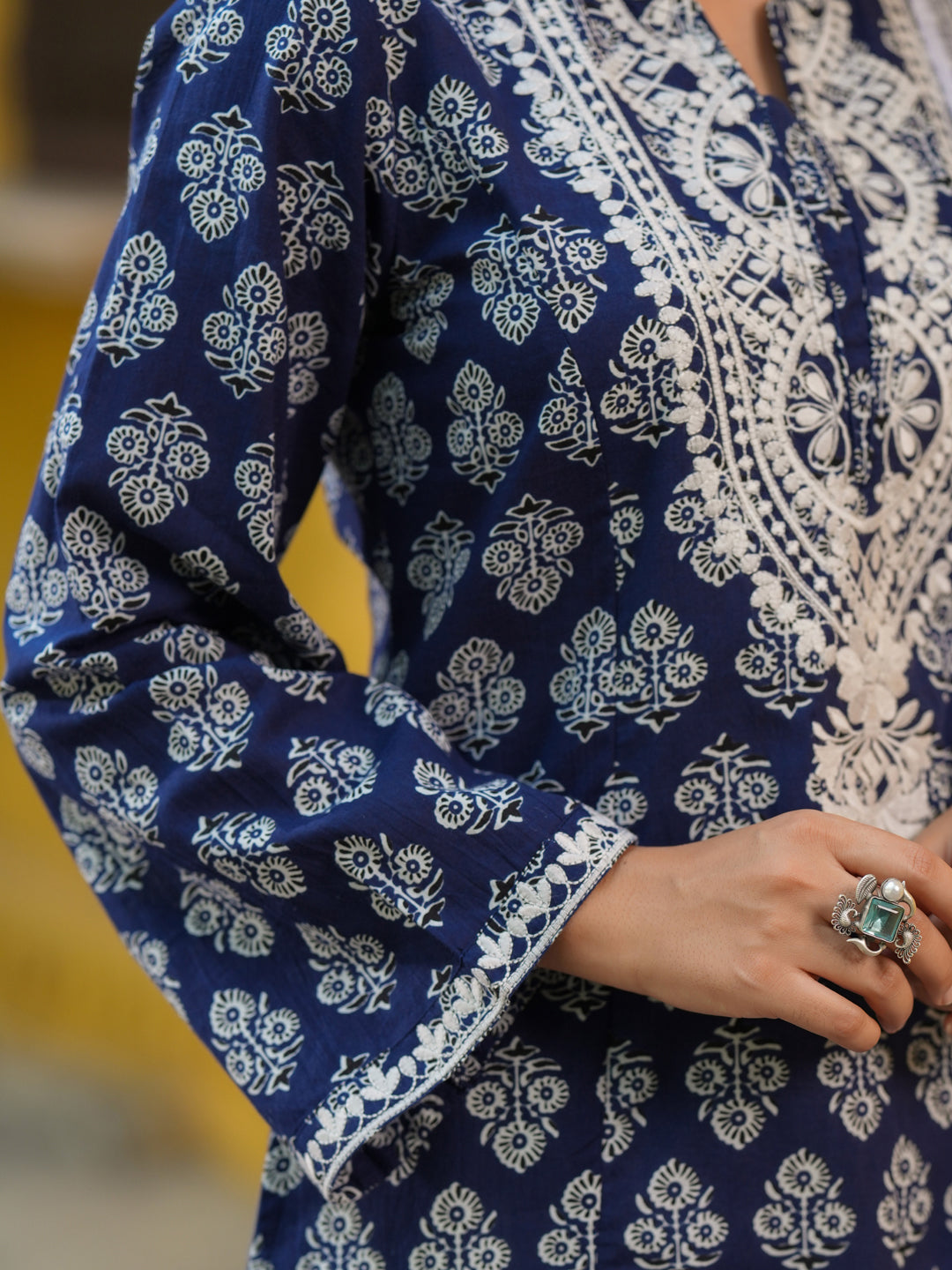 Women Ethnic Motifs Printed Regular Thread Work Pure Cotton Kurta with Trousers & With Dupatta