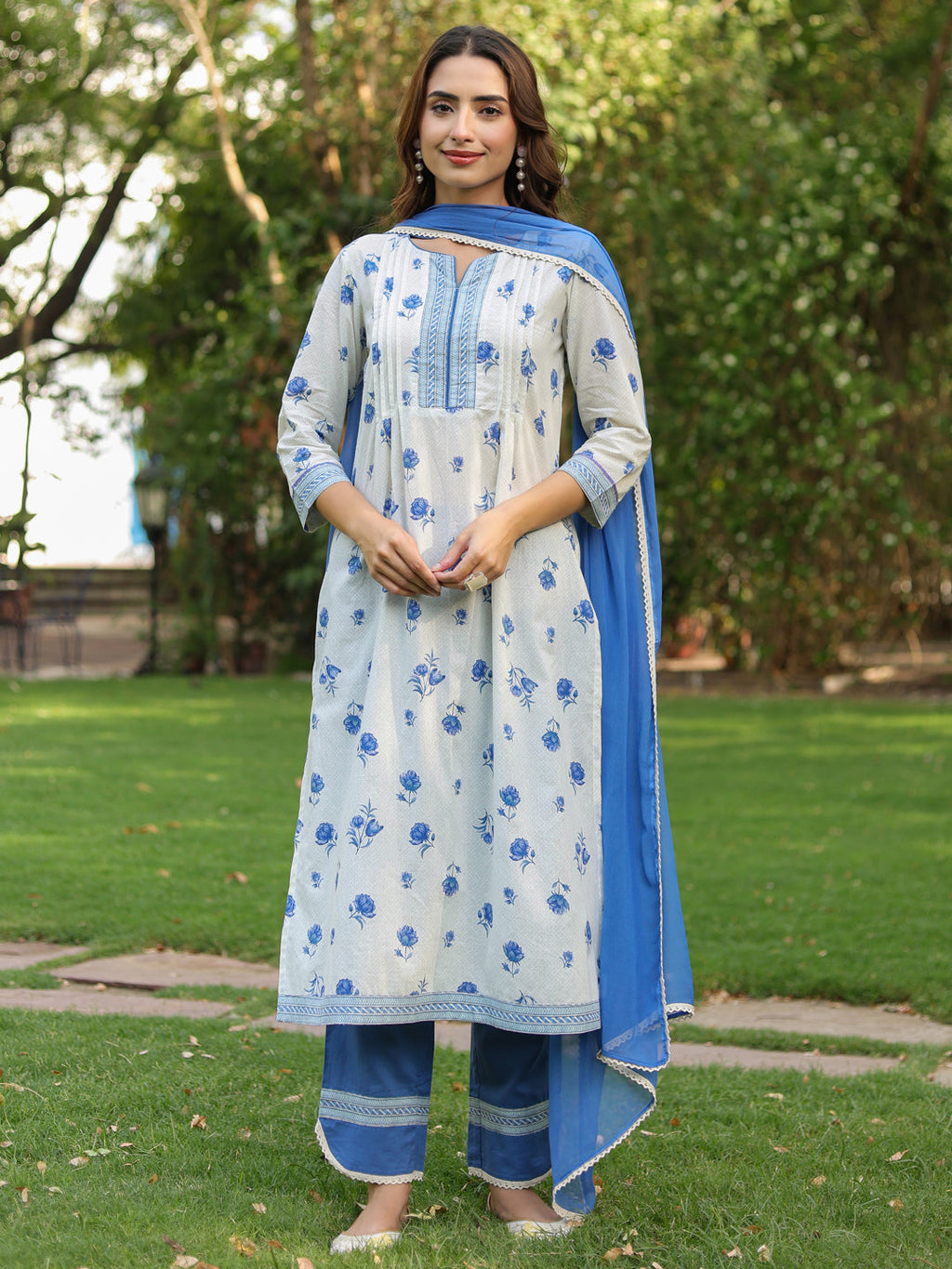Women Floral Printed Pure Cotton Kurta with Trousers & Dupatta