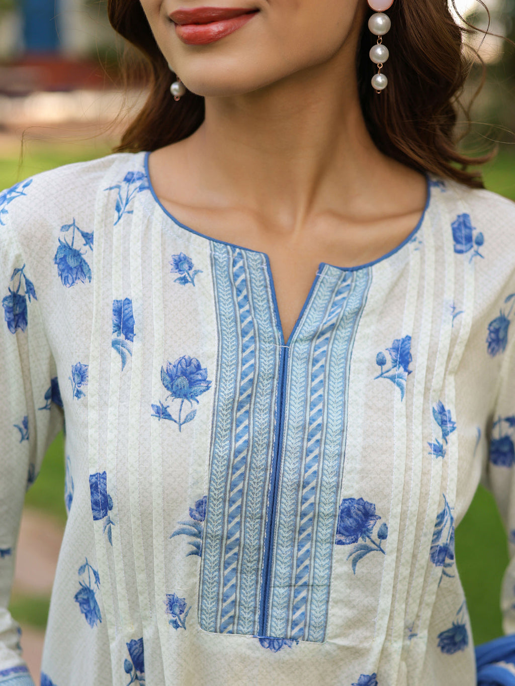 Women Floral Printed Pure Cotton Kurta with Trousers & Dupatta